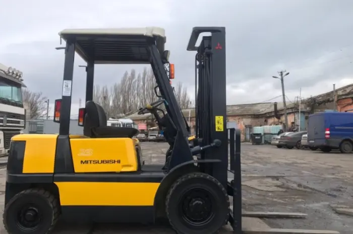 Бензиновый погрузчик Mitsubishi FG23-F17A с автоматической коробкой передач и мачтой 3.5 м- фото № 7