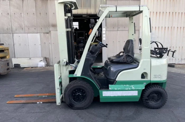 Вилковий автопогрузчик Nissan, вагонник з щоглою 5.15 метри. 2015 року. Модель: P1F2A20D- фото № 1