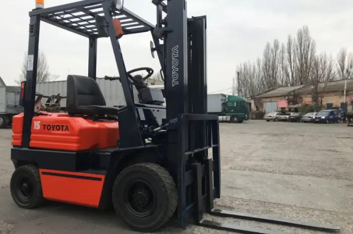 Газ-бензиновый автопогрузчик Toyota 02-5FG15 с автоматической коробкой передач- фото № 6