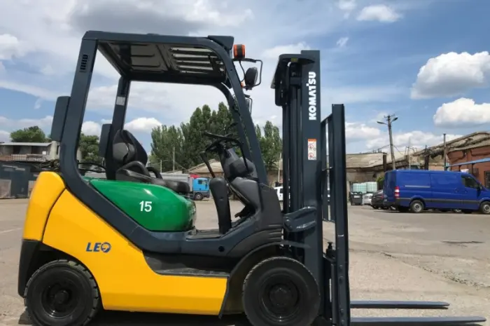 Вилочный автопогрузчик автонавантажувач Komatsu с боковым смещением- фото № 4