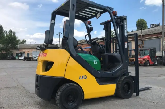 Вилочный автопогрузчик автонавантажувач Komatsu с боковым смещением- фото № 6