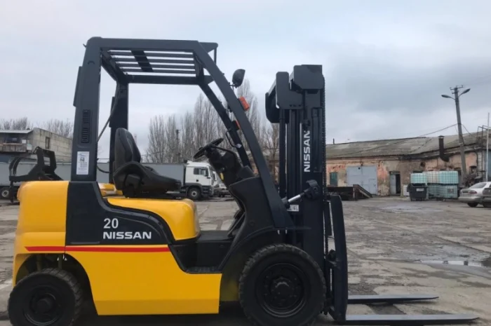 Газ-бензиновый вилочный погрузчик Nissan PL02A20W на 2 тонны- фото № 5