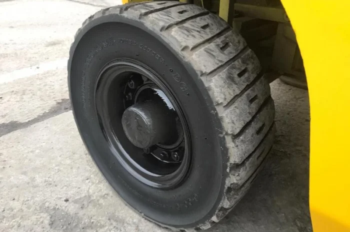 Газ-бензиновый вилочный погрузчик Nissan PL02A20W на 2 тонны- фото № 9