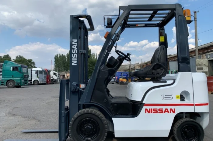 Вилочный дизельный автопогрузчик/автонавантажувач Nissan на 1.5 тонны- фото № 2