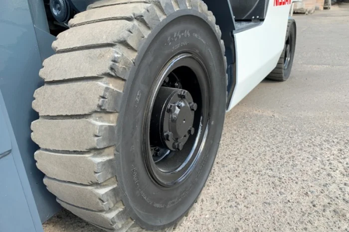 Вилочный дизельный автопогрузчик/автонавантажувач Nissan на 1.5 тонны- фото № 5