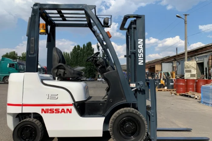 Вилочный дизельный автопогрузчик/автонавантажувач Nissan на 1.5 тонны- фото № 9