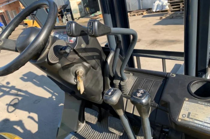 Вилочный автопогрузчик Nissan газ-бензиновый- фото № 7