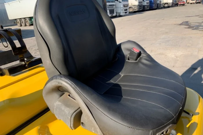 Вилочный автопогрузчик Nissan газ-бензиновый- фото № 9