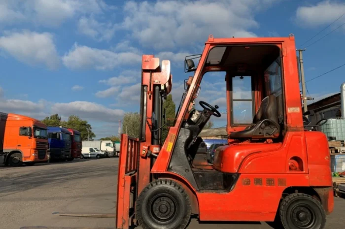 Вилочный автопогрузчик/автонавантажувач Nissan с полукабиной, печкой, позиционером- фото № 8