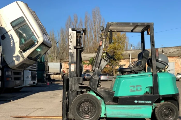 Вилочный газ-бензиновый автопогрузчик Sumitomo с боковым смещением- фото № 2