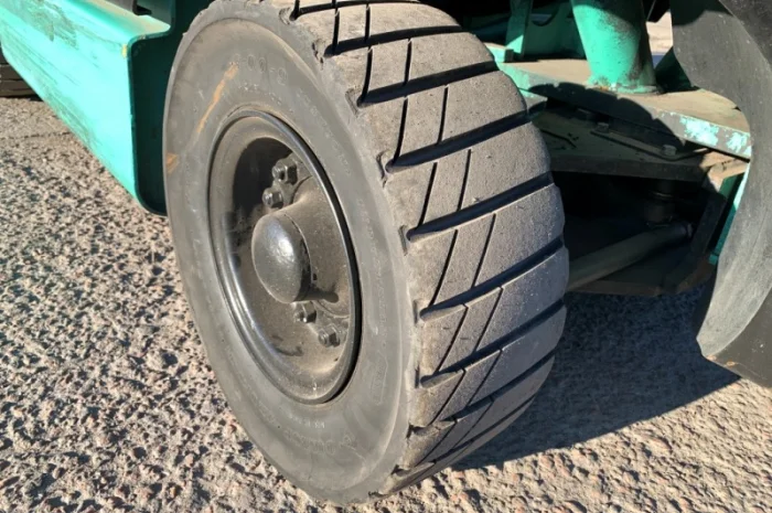 Вилочный газ-бензиновый автопогрузчик Sumitomo с боковым смещением- фото № 8