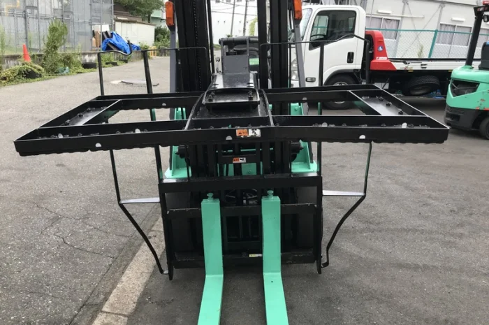 Вилочный дизельный автопогрузчик Mitsubishi со стабилизатором груза- фото № 4