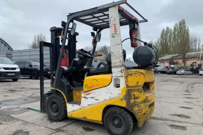 Вилочный погрузчик TCM FG15T9H с кареткой бокового смещения- фото № 2