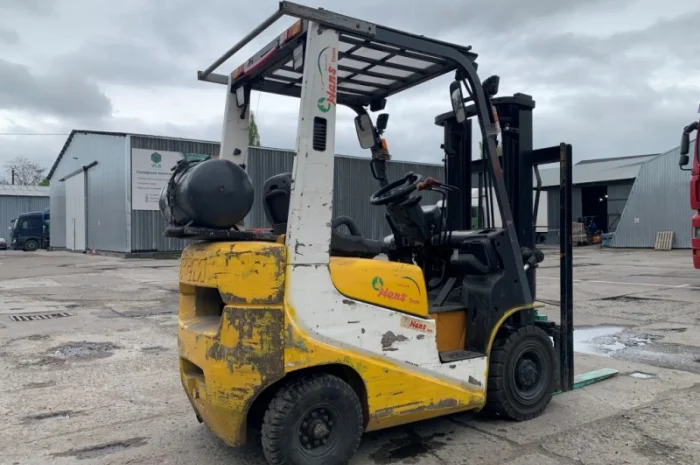 Вилочный погрузчик TCM FG15T9H с кареткой бокового смещения- фото № 4