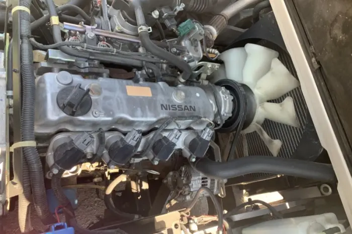 Вилочний автонавантажувач Nissan, задня резина не марка- фото № 6