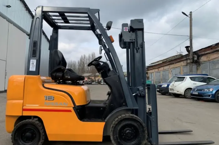 Вилочний дизельний навантажувач Nissan FL01A18 на 1.8 тонни- фото № 6