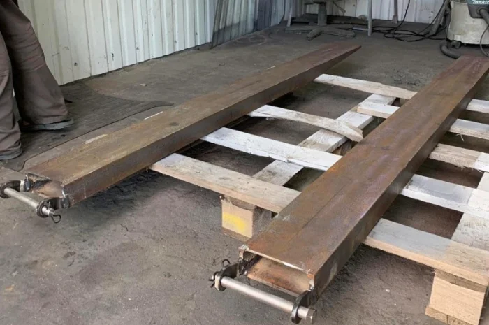 Подовжувачі вил (відкритого типу) для автонавантажувача Марка: UA Модель: 2M- фото № 2