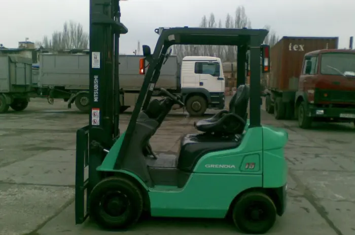 Вилочный бензиновый погрузчик Mitsubishi KFG18T-KF2D на 1 тонну- фото № 4