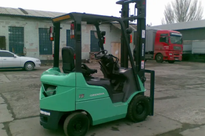 Вилочный бензиновый погрузчик Mitsubishi KFG18T-KF2D на 1 тонну- фото № 5