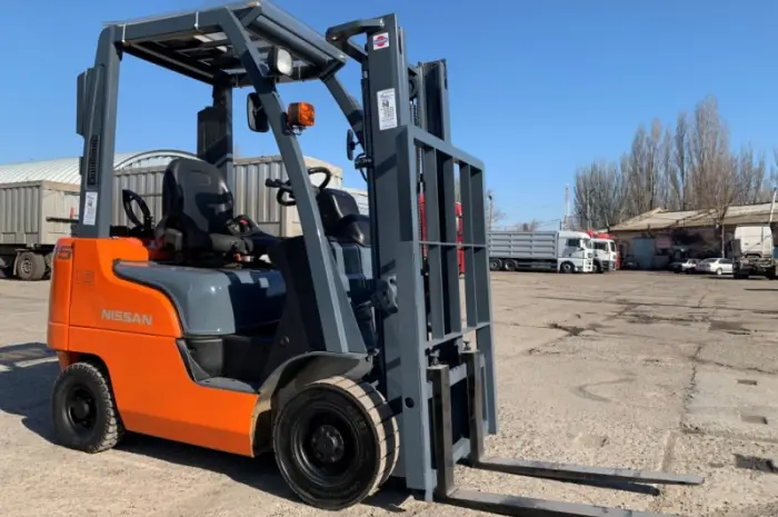 Вилочний навантажувач Nissan NP1F1A15D. Номiнальна вантажопідйомність 1, 5 тонни- фото № 3
