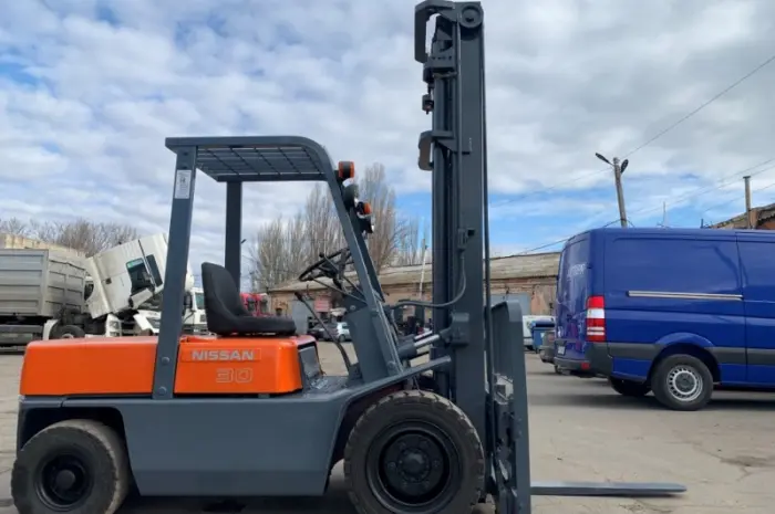 Вилочний навантажувач Nissan PGF02M30 на 3 тонни з сайд-шифтом- фото № 6