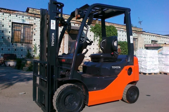 Вилочный погрузчик тойота 8 серии на 1 тонну- фото № 5