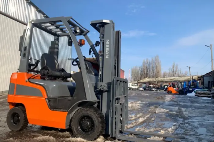 Вилочний погрузчик Nissan, вагонник з позицiонером вил. Модель: NP1F1A15D- фото № 10