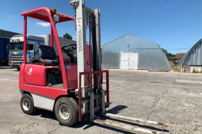 Вилочный автопогрузчик Toyota на 0.9 тонн, компакт-модель. Модель: 40-3FGL9- фото № 9