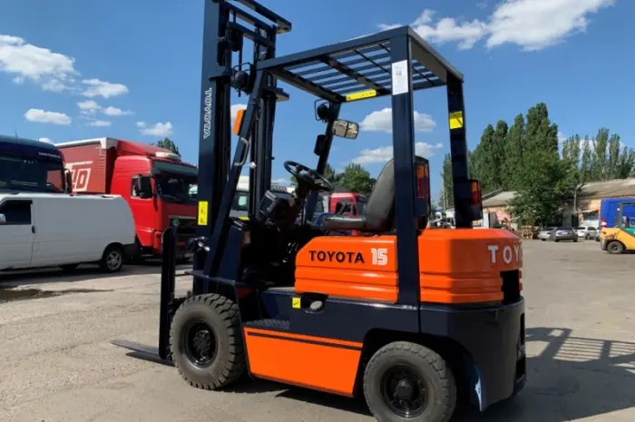 Вилочный автопогрузчик/автонавантажувач Toyota 5FGL15 с мачтой 4 метра- фото № 8