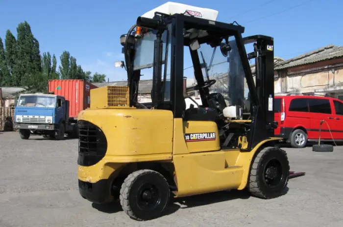 3 тонный вилочный дизельный погрузчик Caterpillar DP30K- фото № 6