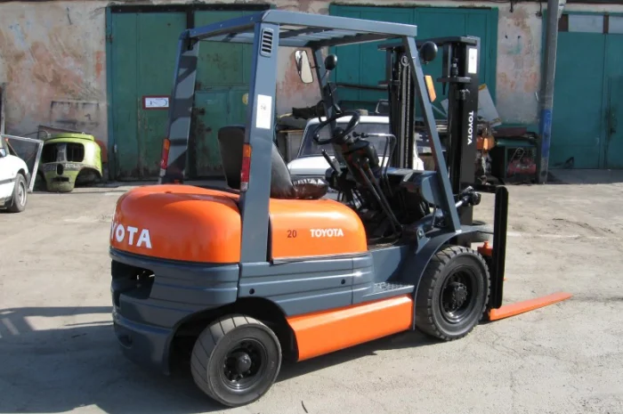 Вилочный автопогрузчик Toyota 6 серии грузоподъёмностью 2 тонны- фото № 4