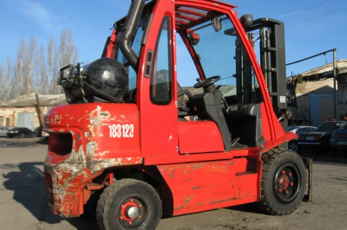 Вилочный газовый погрузчик nissan на 3 тонны- фото № 4