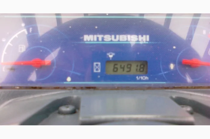 Погрузчик Mitsubishi на 3 тонны на спареных колёсах- фото № 2