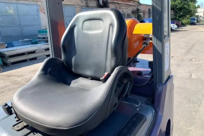 Вилочный автопогрузчик Nissan на 1.5 тонны на немаркой резине. Модель P1F1A15D- фото № 10