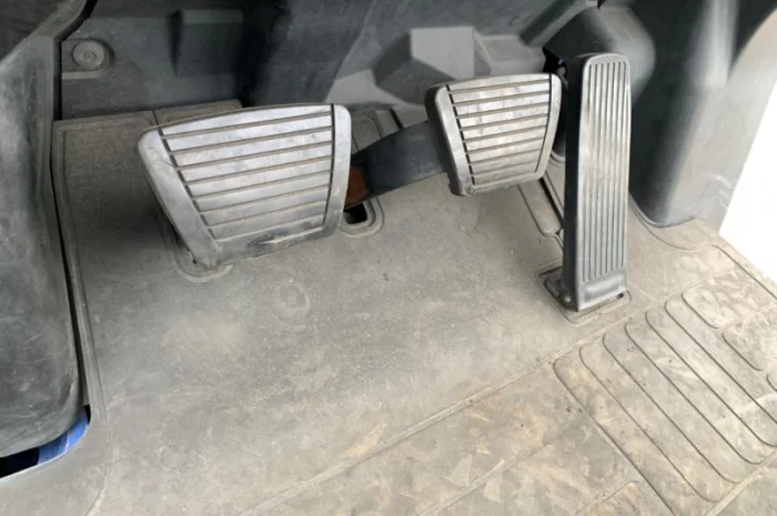 Вилковий автонавантажувач Nissan на 2 тонни, компакт. Модель P1F1A20D- фото № 6