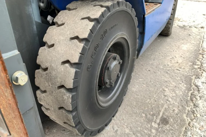 Вилковий автонавантажувач Nissan на 2 тонни, компакт. Модель P1F1A20D- фото № 7