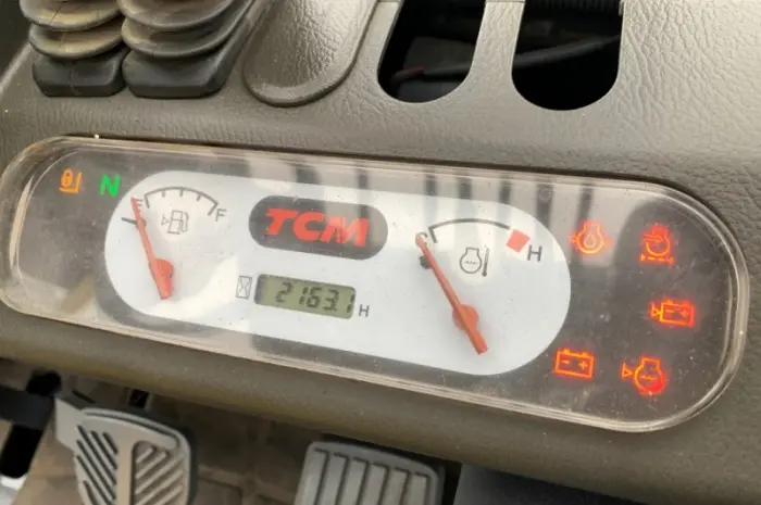 Вилковий автонавантажувач TCM на 1.5 тонни, з напрацюванням 2163 м/год. Модель: FG15C13- фото № 4