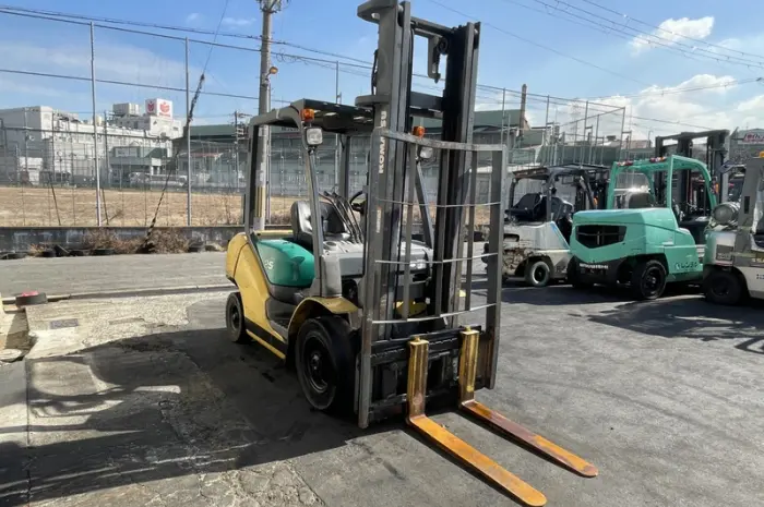 Вилковий автонавантажувач Komatsu з бічним зміщенням. Модель: FG25C-15- фото № 6