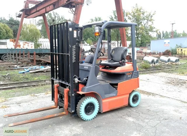 Вилочный погрузчик бу TOYOTA 7FBH15- фото № 1