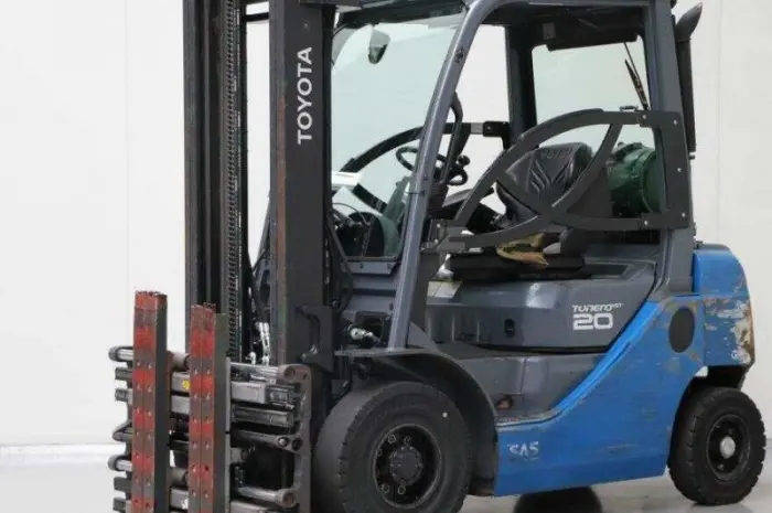 Навантажувач Toyota 06-8FG20F 2017 года 6904 мг- фото № 1