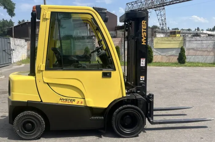 Дизельний навантажувач Hyster H2.5FT 2012 року 5550 мг- фото № 3