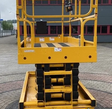 Ножичний підйомник Haulotte Compact 14 2016 року 340 мотогодин- фото № 7