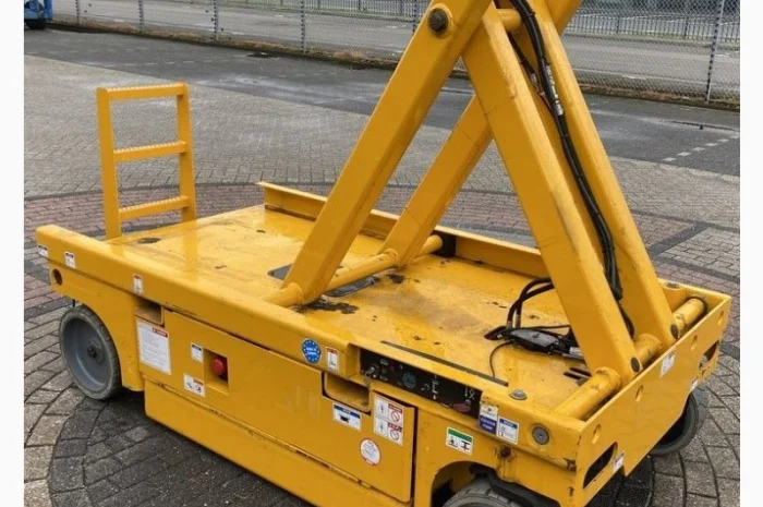 Ножичний підйомник Haulotte Compact 14 2016 року 340 мотогодин- фото № 3