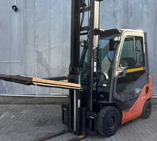 Дизельний навантажувач Toyota 02-8FDF15 кабіна- фото № 1