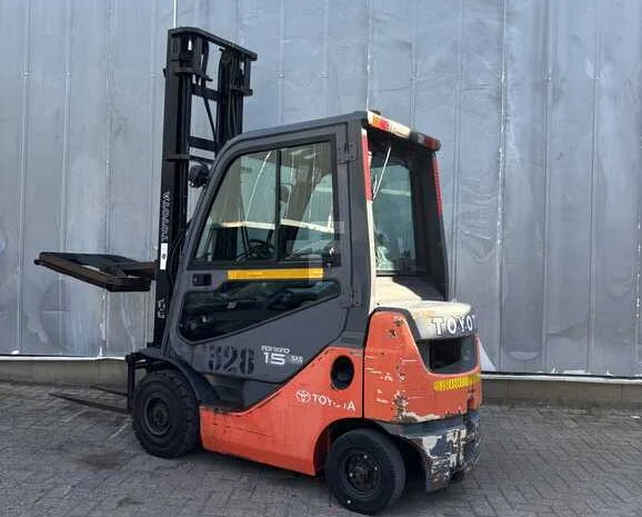 Дизельний навантажувач Toyota 02-8FDF15 кабіна- фото № 5