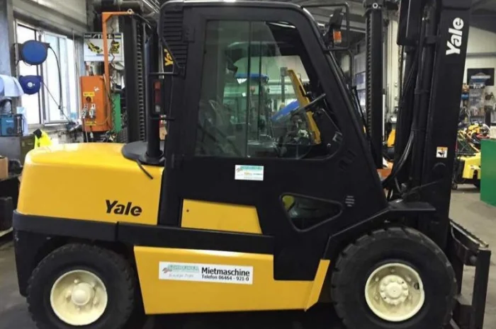 Дизельний навантажувач 5.5т. Yale GDP55MJ кабіна 4717 мотогодин- фото № 5