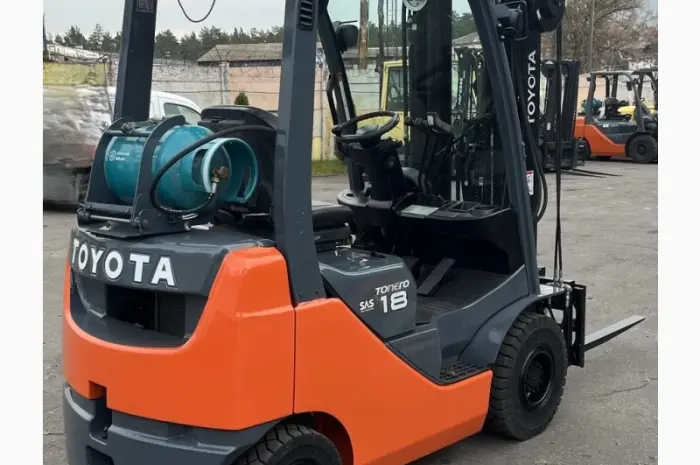 Навантажувач кара 1.8т. Toyota 02-8FGF18 2013 року 3750 мг в наявності- фото № 4