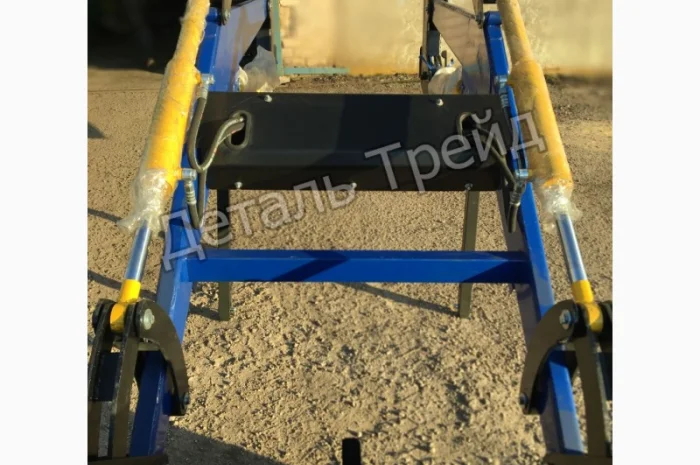 Быстросъемный погрузчик КУН на трактор МТЗ, ЮМЗ, Т-40- фото № 2