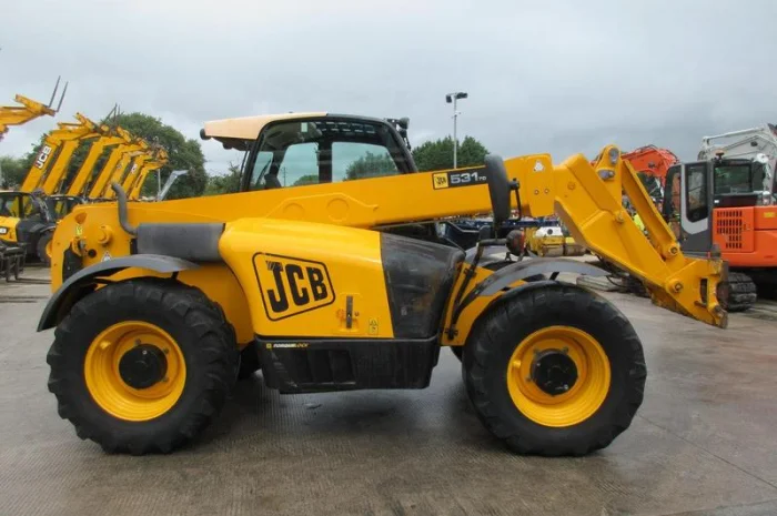 Телескопический погрузчик JCB 531-70 AGRI SUPER 2009 года- фото № 1