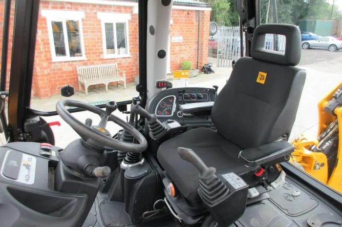 Экскаватор погрузчик JCB 3CX ECO DIGGER 2013 года- фото № 8